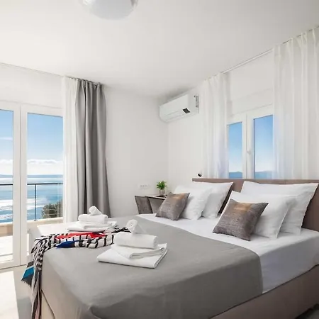 Moana, With Private Pool In Vila *