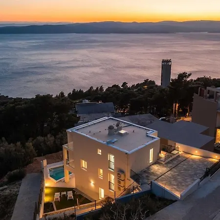 Moana, With Private Pool In * Brela