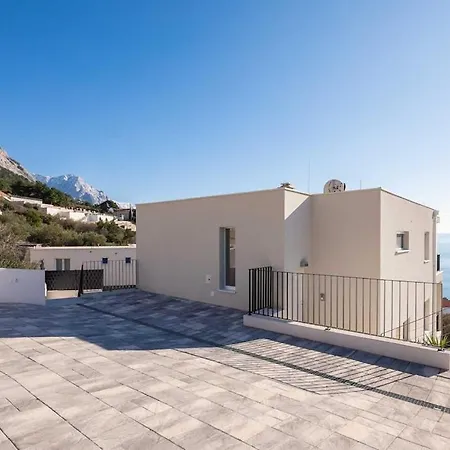 Moana, With Private Pool In Vila *